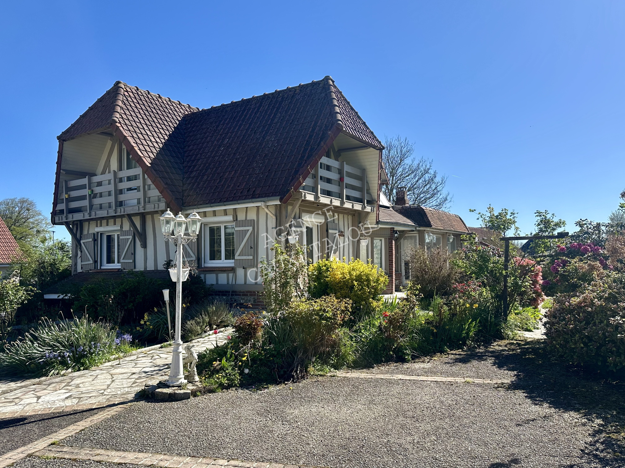 Maison à colombages de charme   185 m2 habitables   Gouchaupré (Petit-Caux)