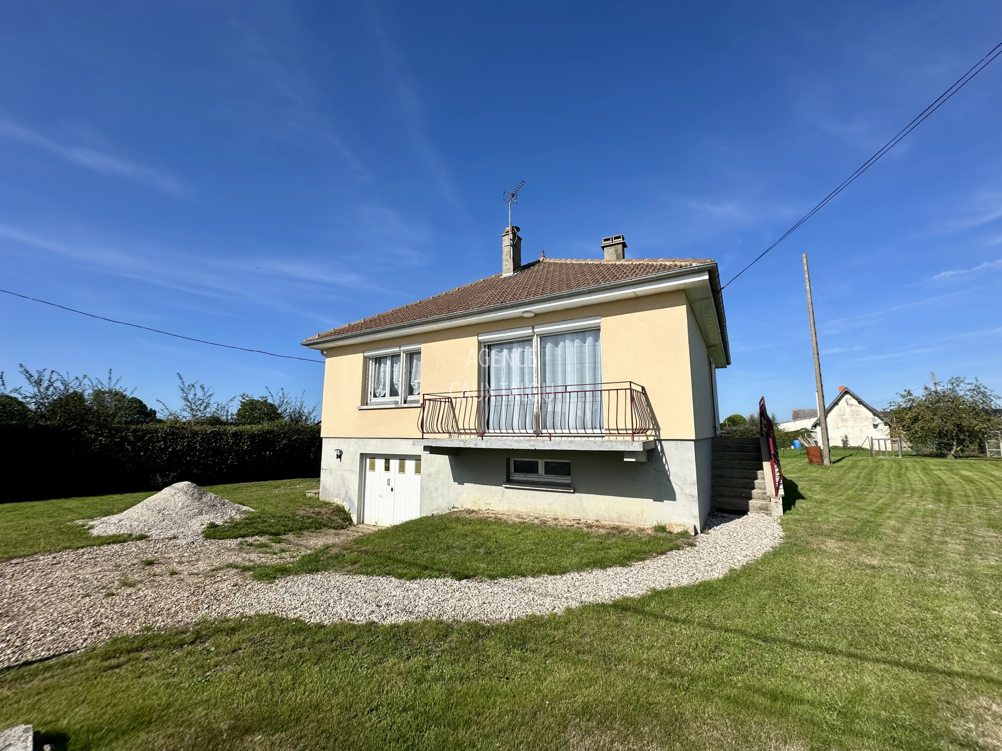 Pavillon rénové avec vie de plain-pied   Saint-Nicolas-d’Aliermont